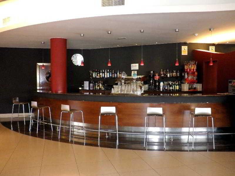 Hotel Vila De Muro Муро де Алкой Ресторант снимка