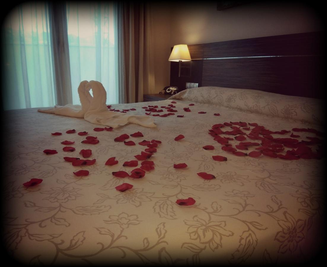 Hotel Vila De Muro Муро де Алкой Екстериор снимка