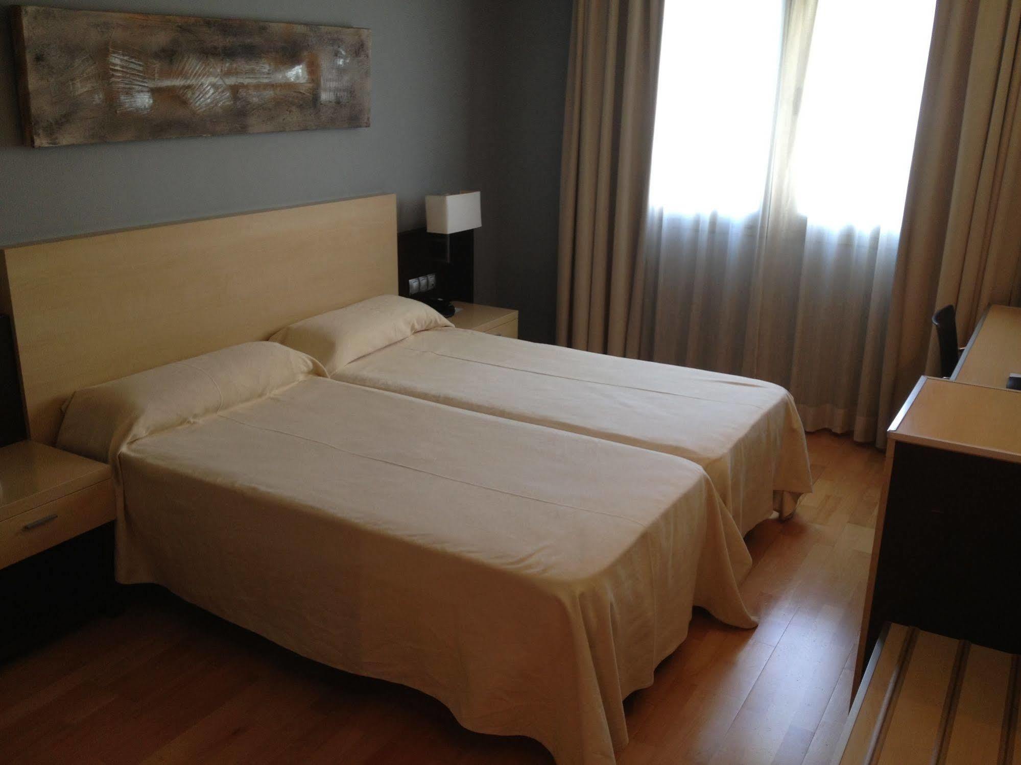 Hotel Vila De Muro Муро де Алкой Екстериор снимка